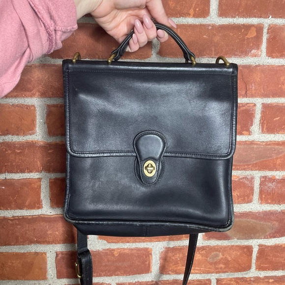 Coach Handbags - COACH Vintage Black Willis Bag